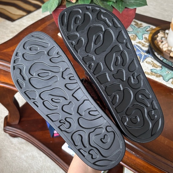 Brand New Aerosoles Leggenda Flatform Snakeskin Python Print Dual Band Sandals - Picture 10 of 16